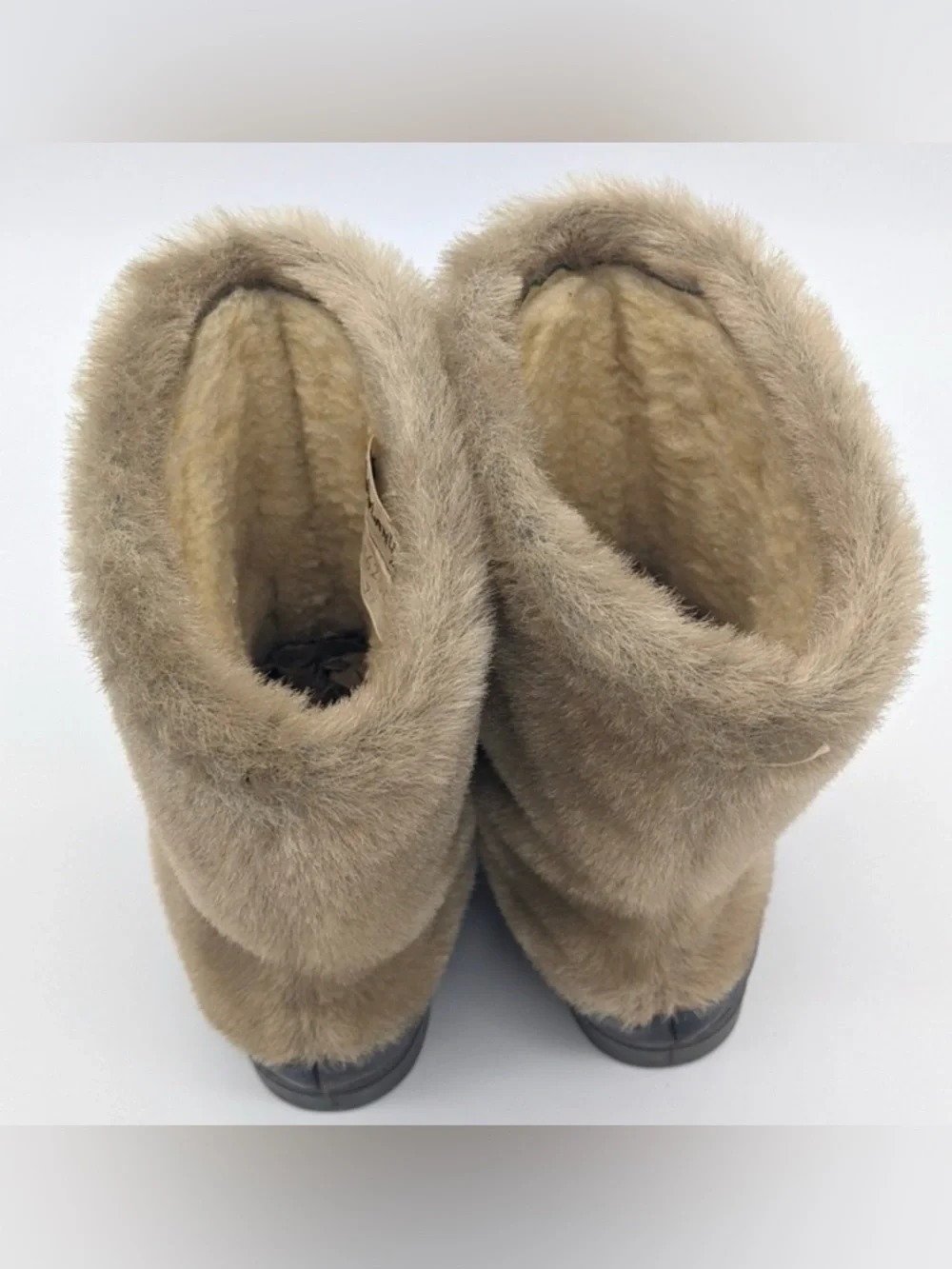 Vintage 1960’s Snowland Mohair Fur Shearling Fleece Snow Bunny Winter Boots